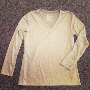 Nike Dri-Fit Sz L gray long-sleeve v-neck t-shirt